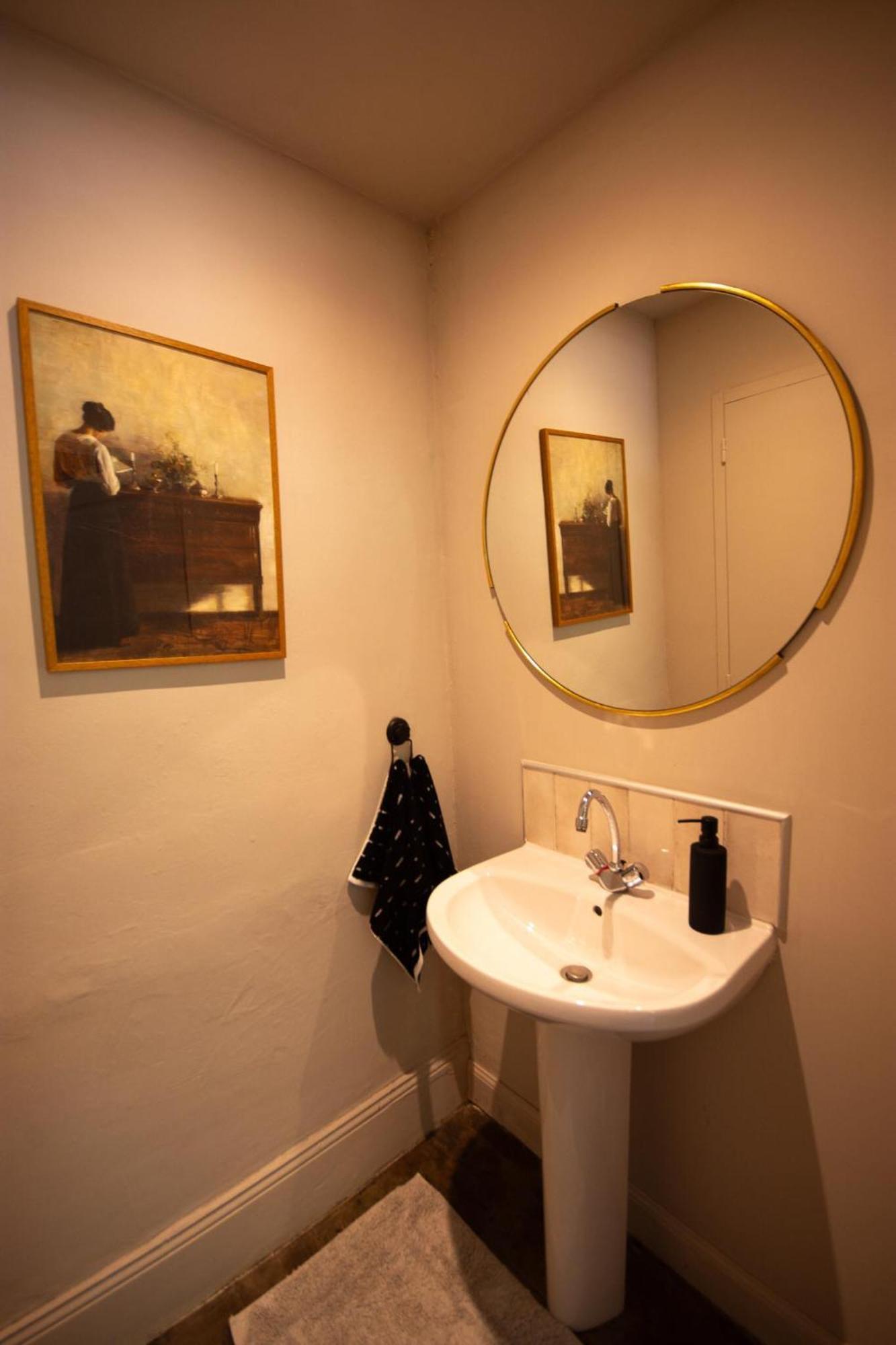 Beautiful, Historic Manoir In Semi-Rural Setting Villa วีร์ ภายนอก รูปภาพ